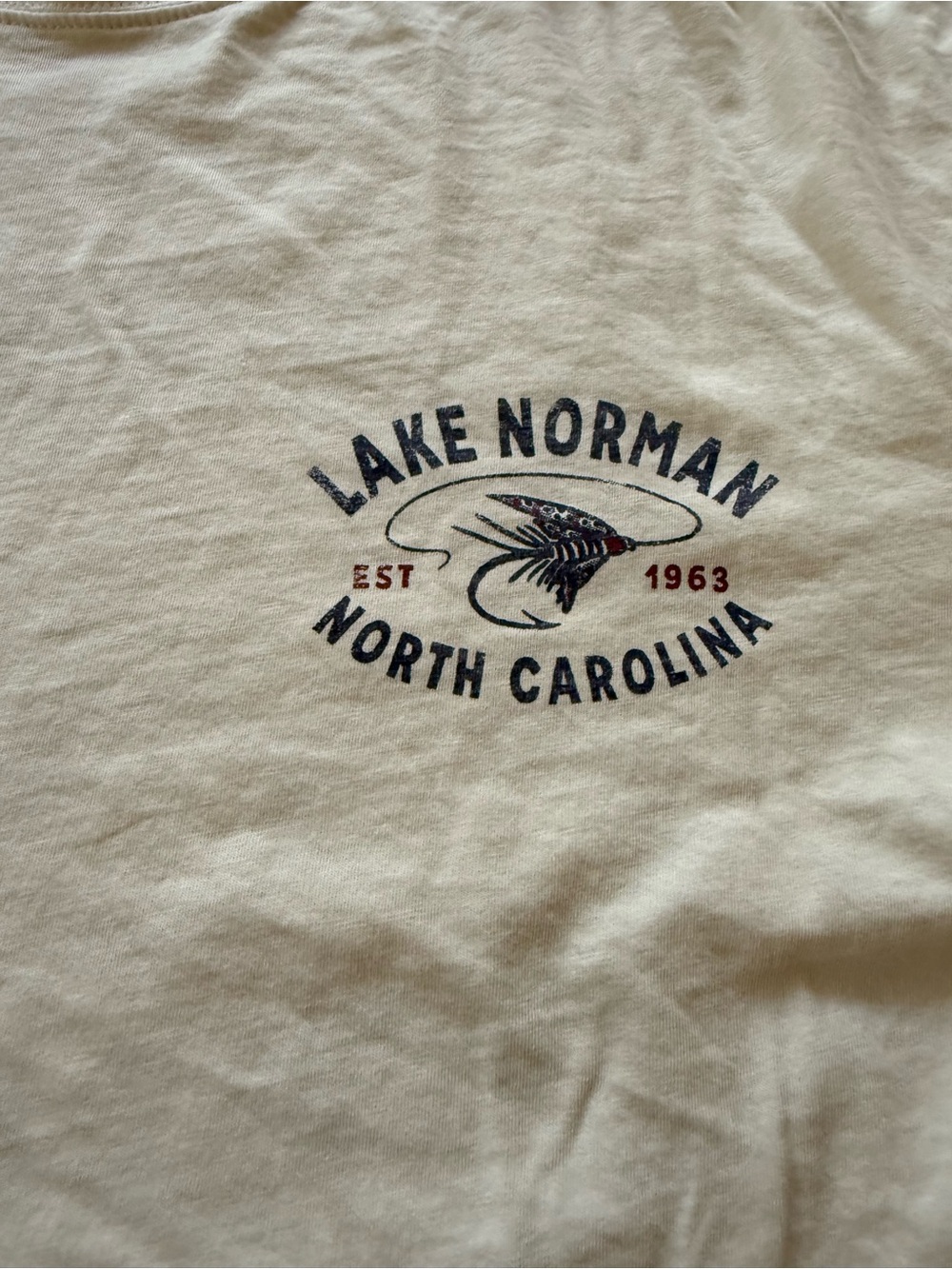 Lake Norman Apex Cream Short-Sleeve Tee with Navy & Red Lake Norman Graphic